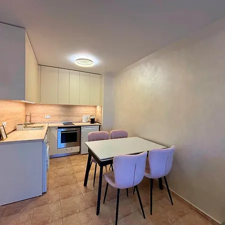 Dimoff Self Check-in Apartman *